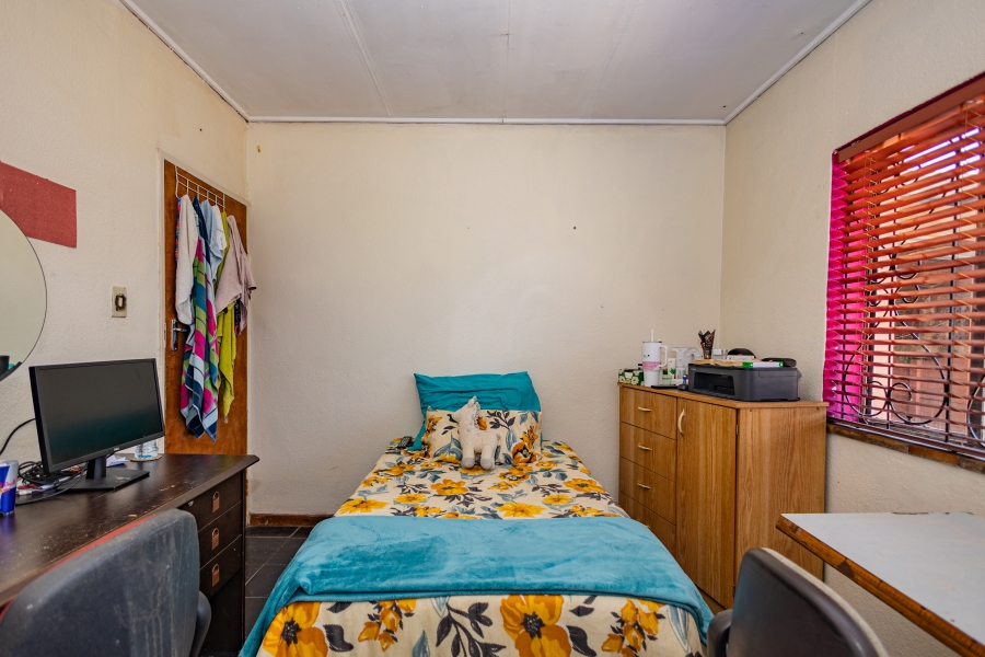 4 Bedroom Property for Sale in Bishop Lavis Western Cape